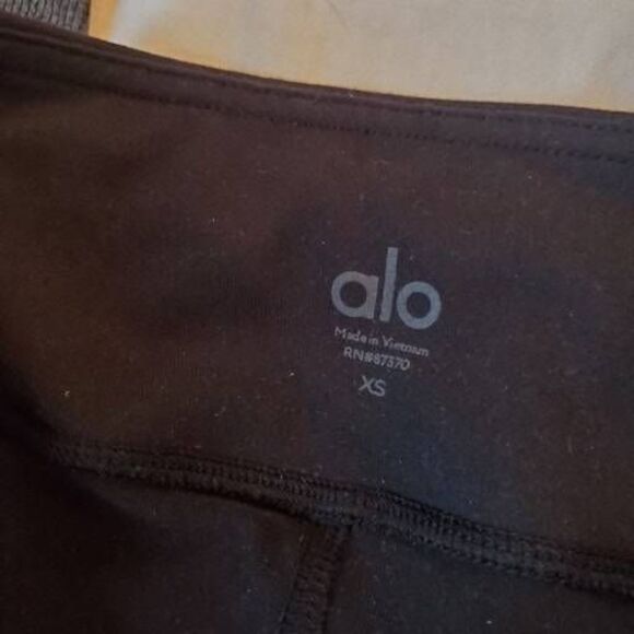Alo Yoga Black Alosoft Momentum Legging Size XS - Picture 3 of 9